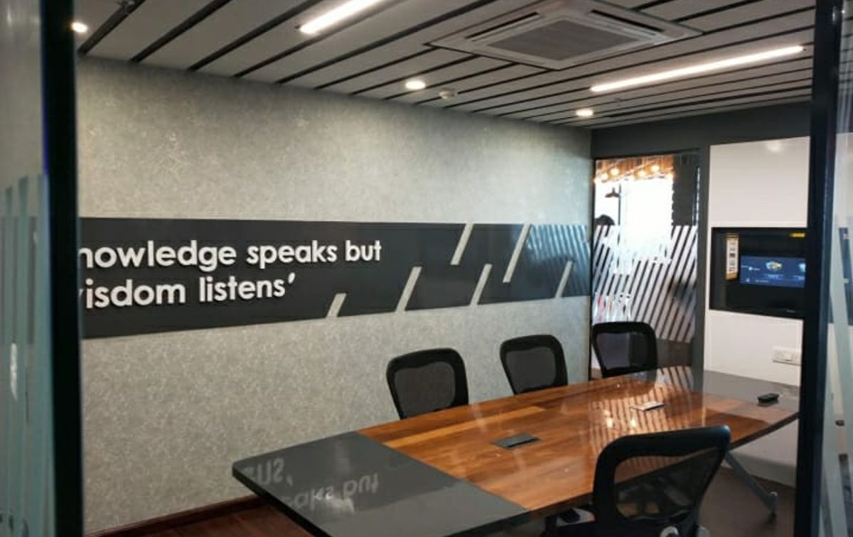 Incuspaze - Apollo Premier